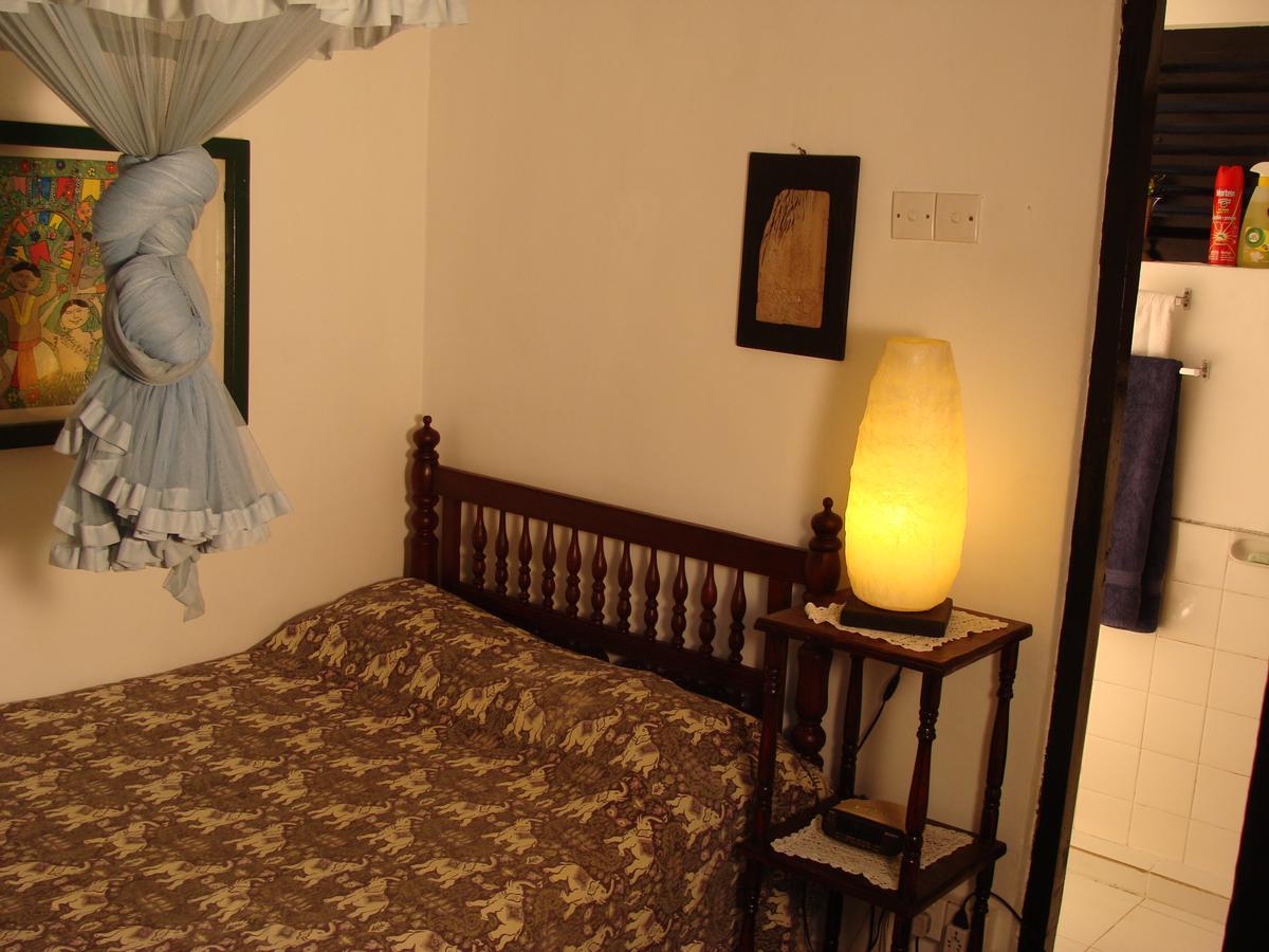 The Icebear Guesthouse เนกอมโบ ภายนอก รูปภาพ