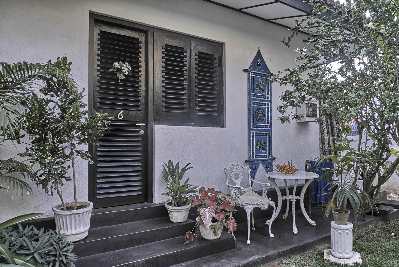 The Icebear Guesthouse เนกอมโบ ภายนอก รูปภาพ